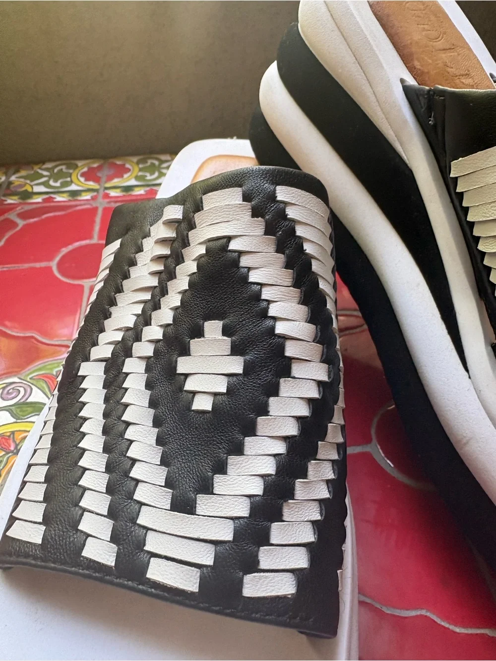 L'Amour des Pieds Eviana Black & White Platform Slide